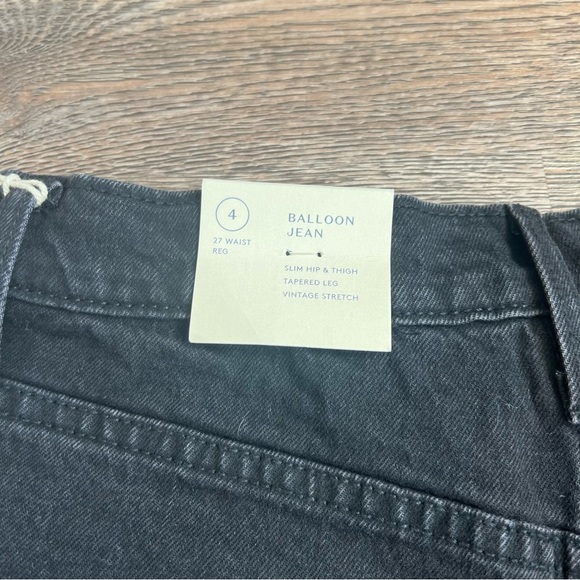 Women's High-Rise Balloon Jeans - Universal Thread™ Black 4 - Picture 5 of 8